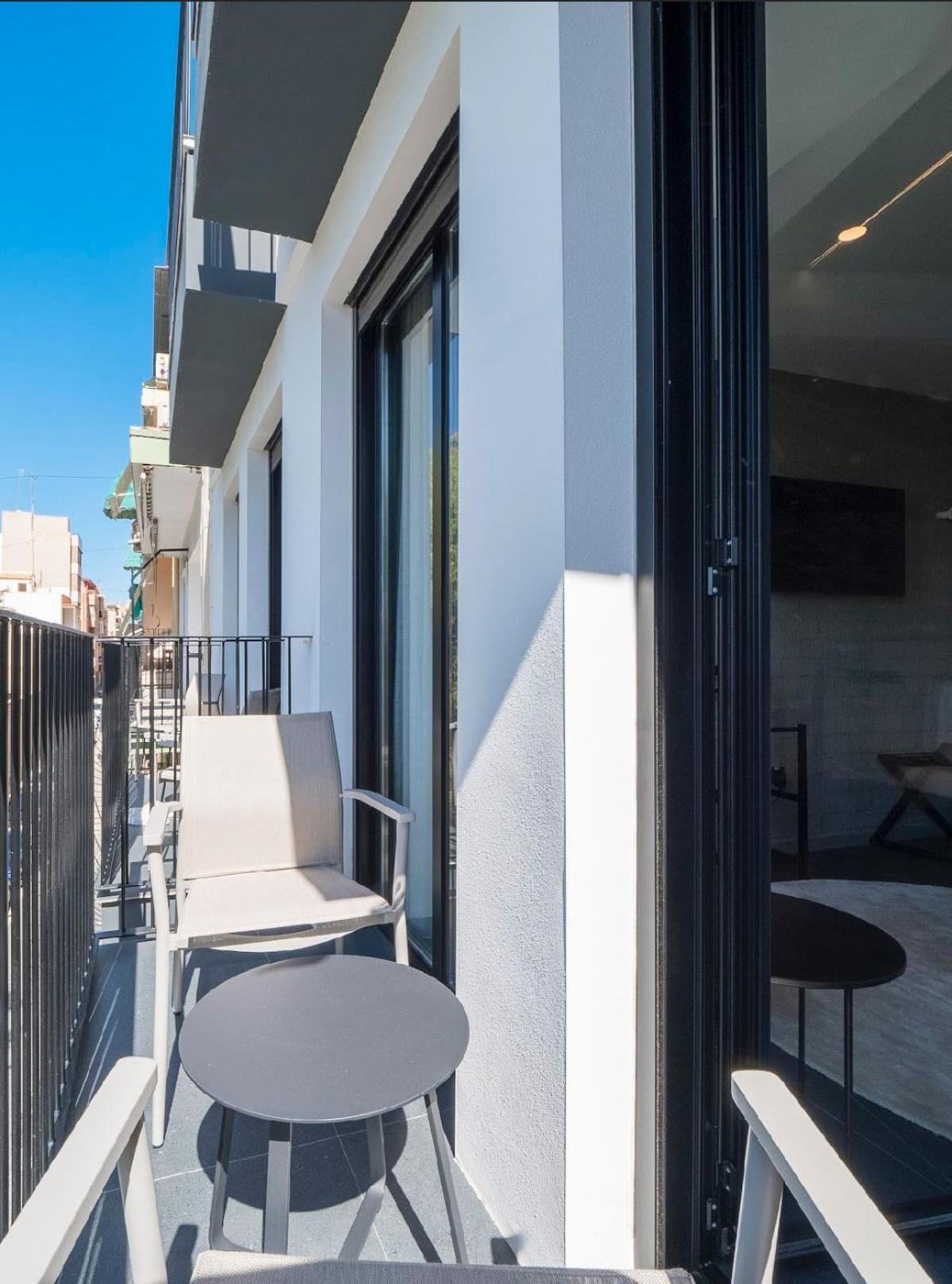 Tq 10 Boutique Aparthotel Alicante Eksteriør bilde