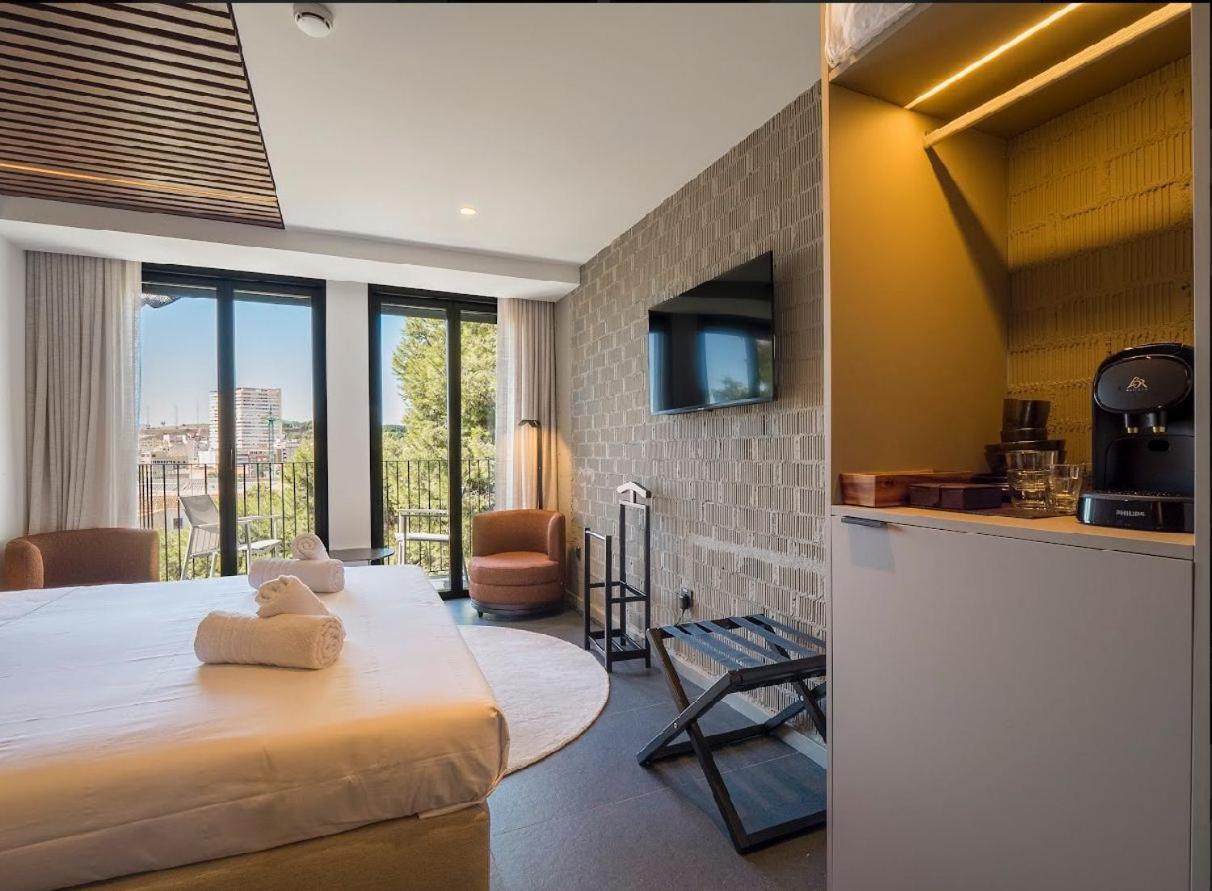Tq 10 Boutique Aparthotel Alicante Eksteriør bilde