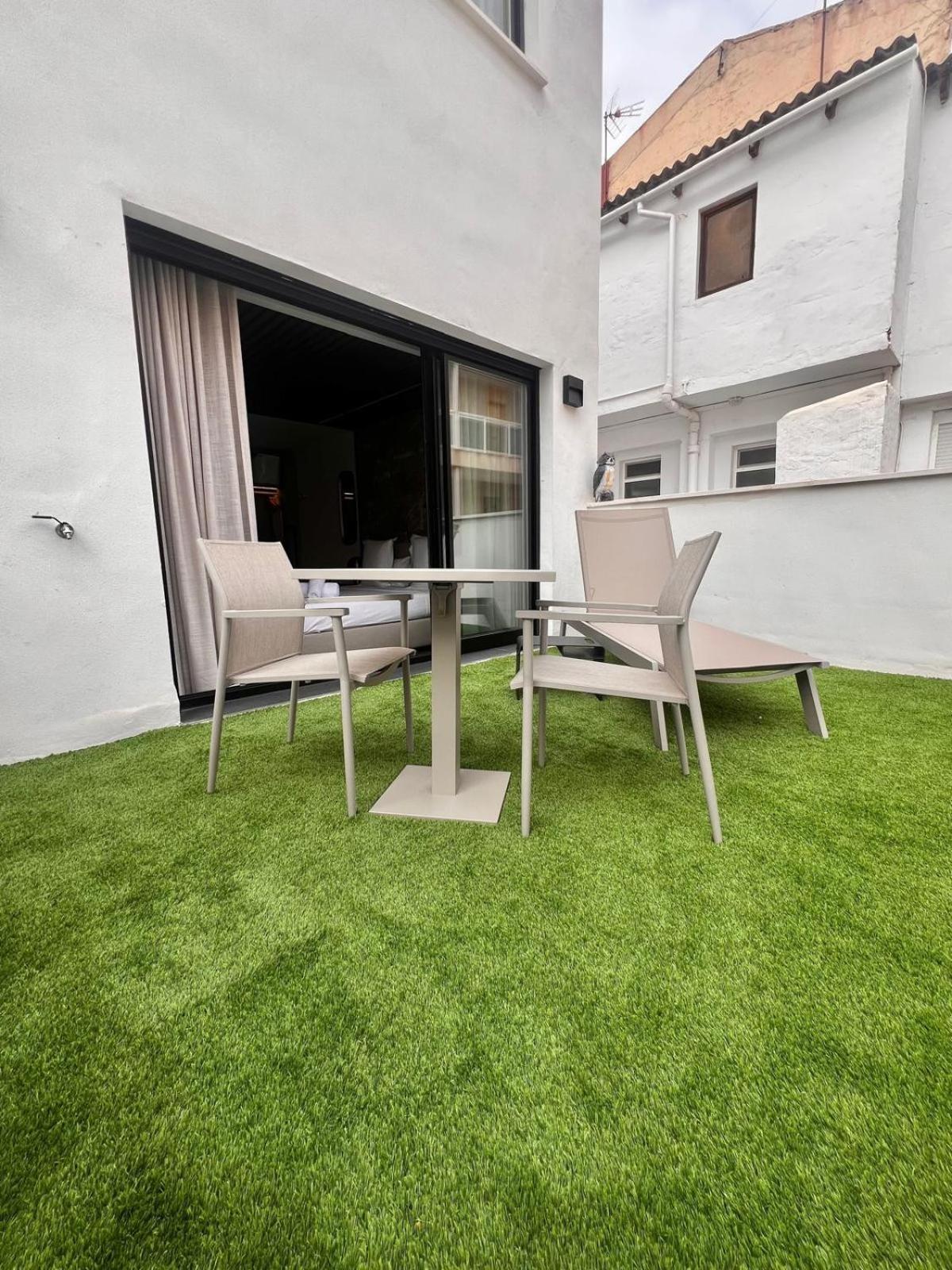 Tq 10 Boutique Aparthotel Alicante Eksteriør bilde
