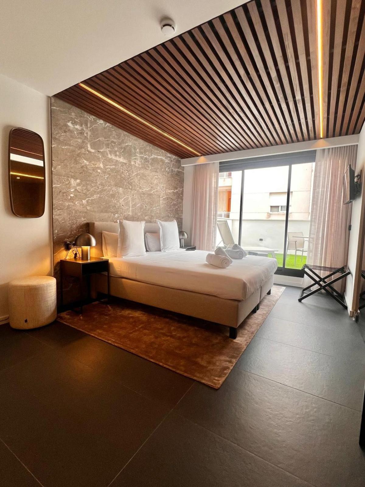 Tq 10 Boutique Aparthotel Alicante Eksteriør bilde